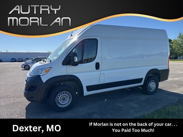 2025 RAM ProMaster Cargo Van Tradesman in White — front three-quarter view