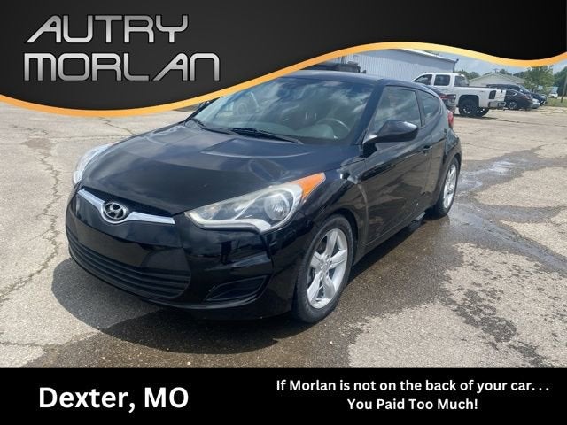 2015 Hyundai Veloster NA in Black — front three-quarter view